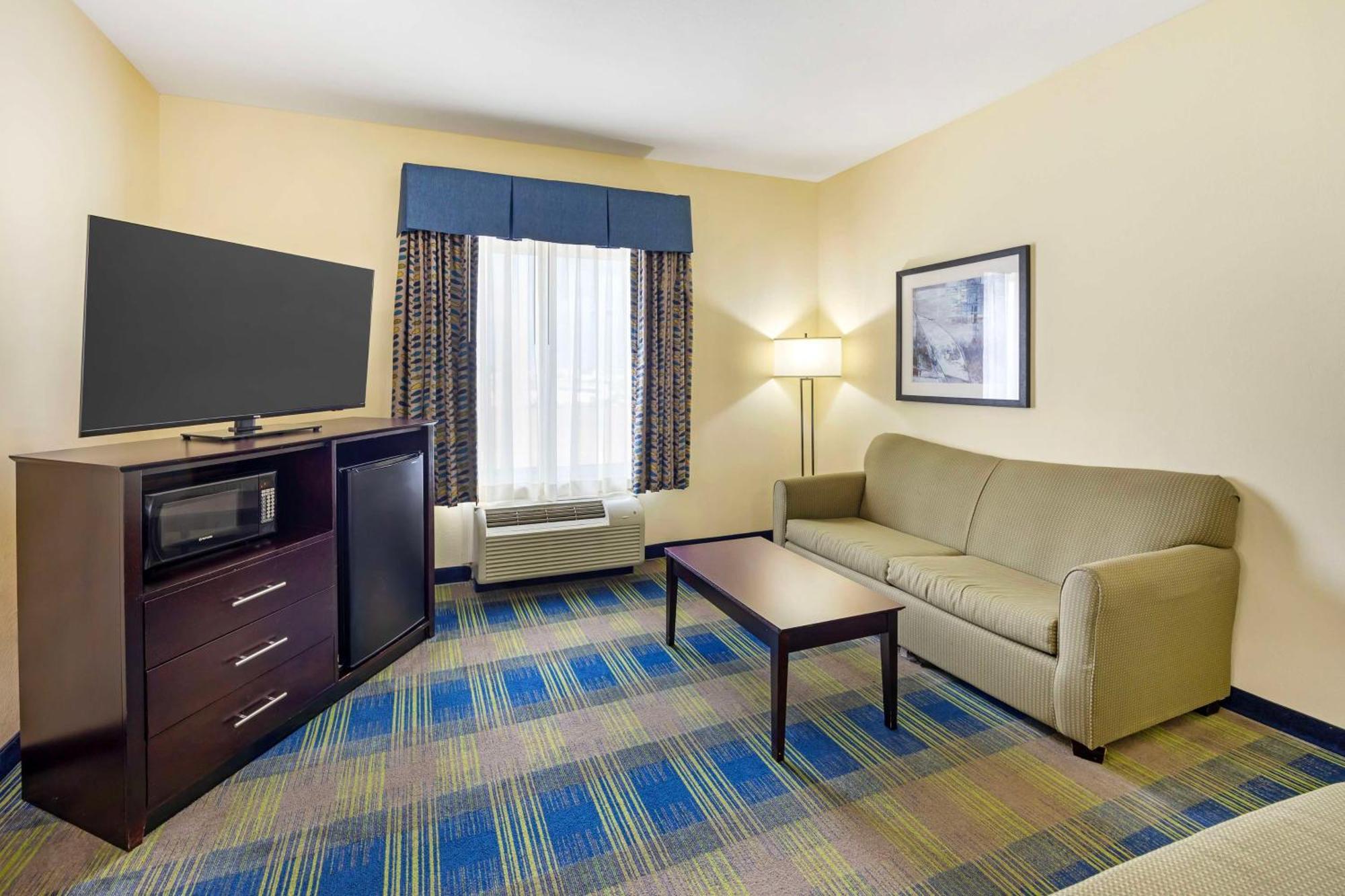 Best Western Plus Pratt מראה חיצוני תמונה