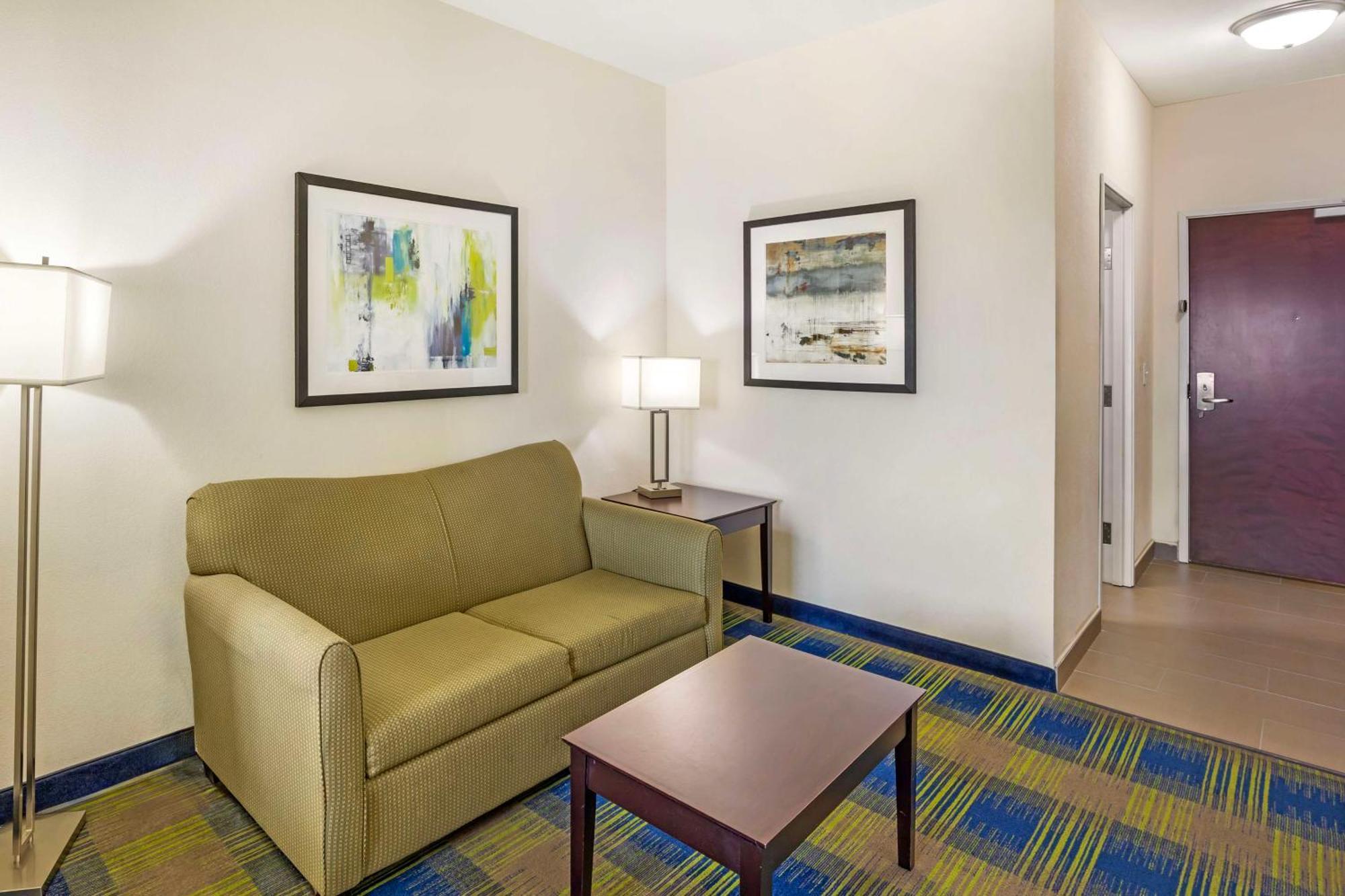 Best Western Plus Pratt מראה חיצוני תמונה
