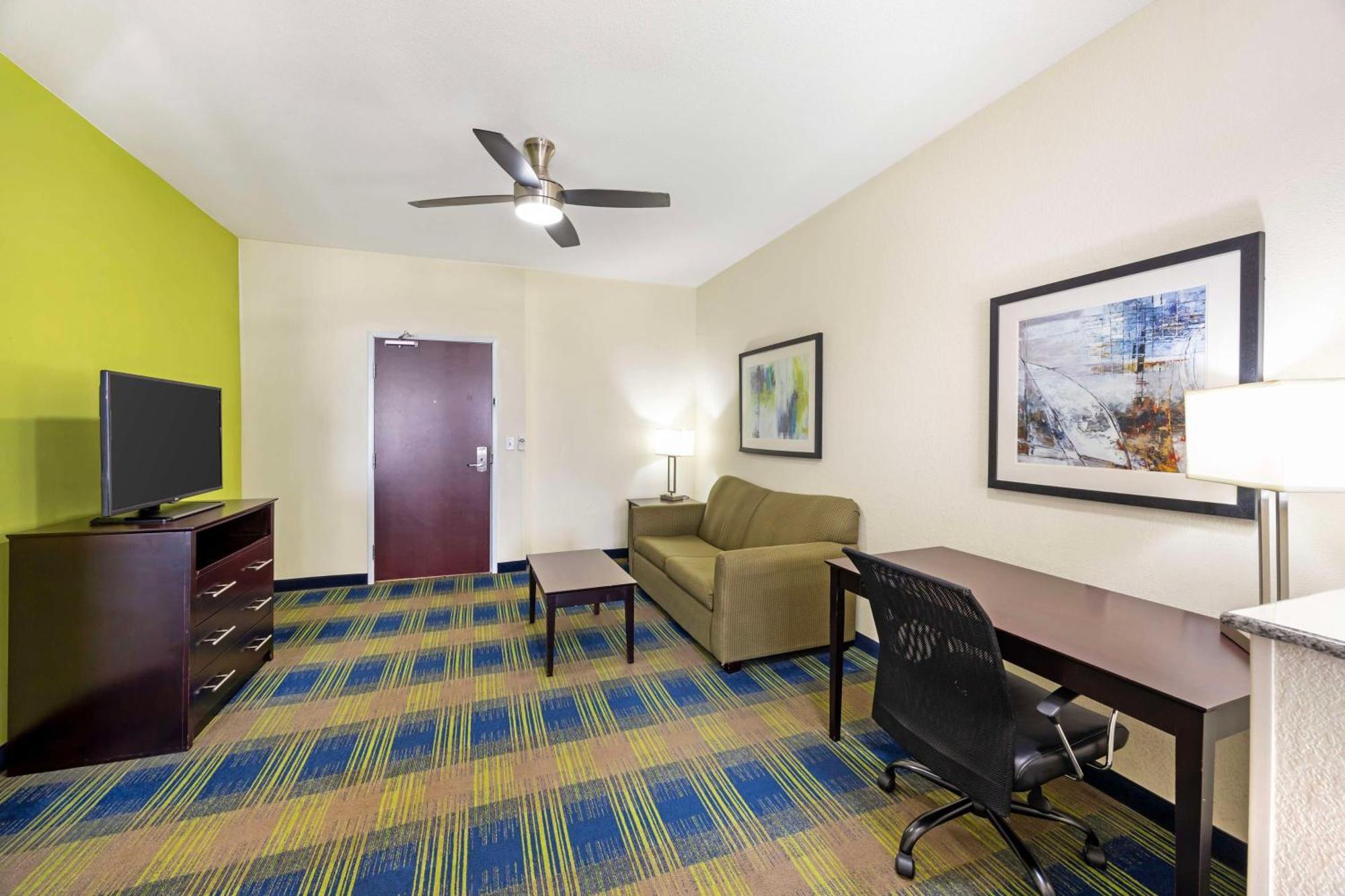 Best Western Plus Pratt מראה חיצוני תמונה